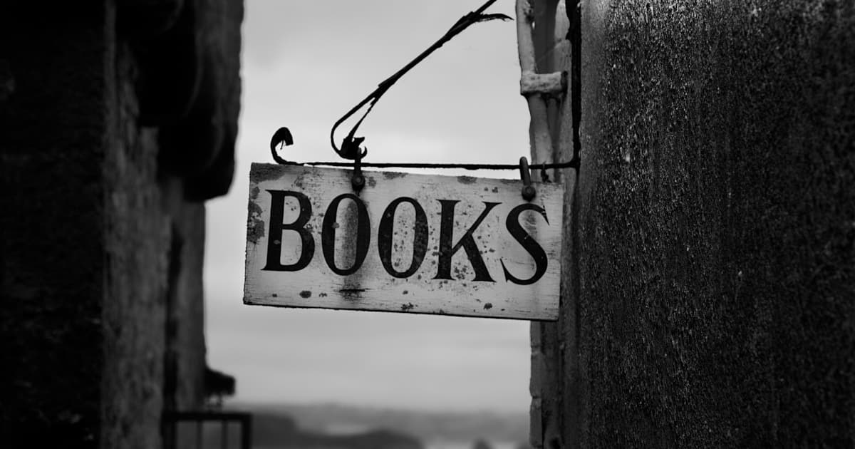 Ross Voigt's 'The Things I Think Sometimes' Offers Poetic Reflections on Faith and Family